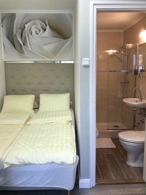 Lika Panzio Gyula Hotell Eksteriør bilde